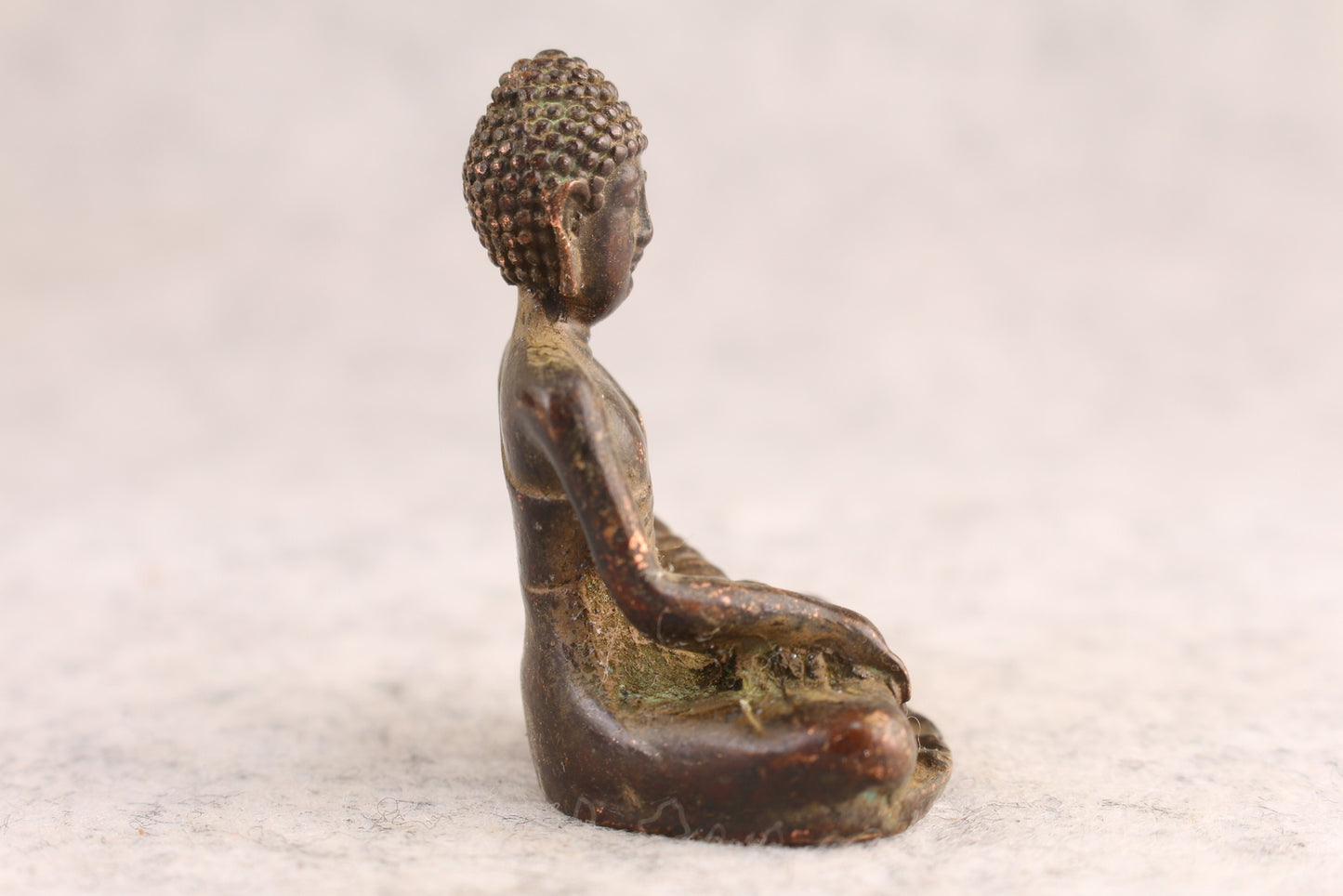 China Bronze mini Statue Buddh Tabletop mini statue Figurine Home Decor Gift