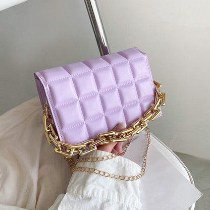 Women Shoulder Bag Metal Thick Chain Quilted Purse Handbag Clutch Bag 22*14*6 CM