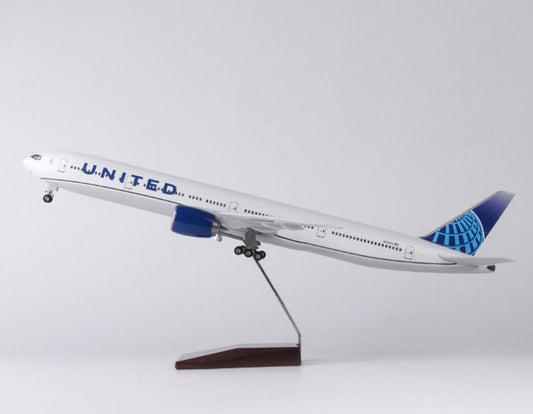 47CM 1:157 UNITED BOEING 777-300ER Airplane Landing Gears Resin Aircraft Model