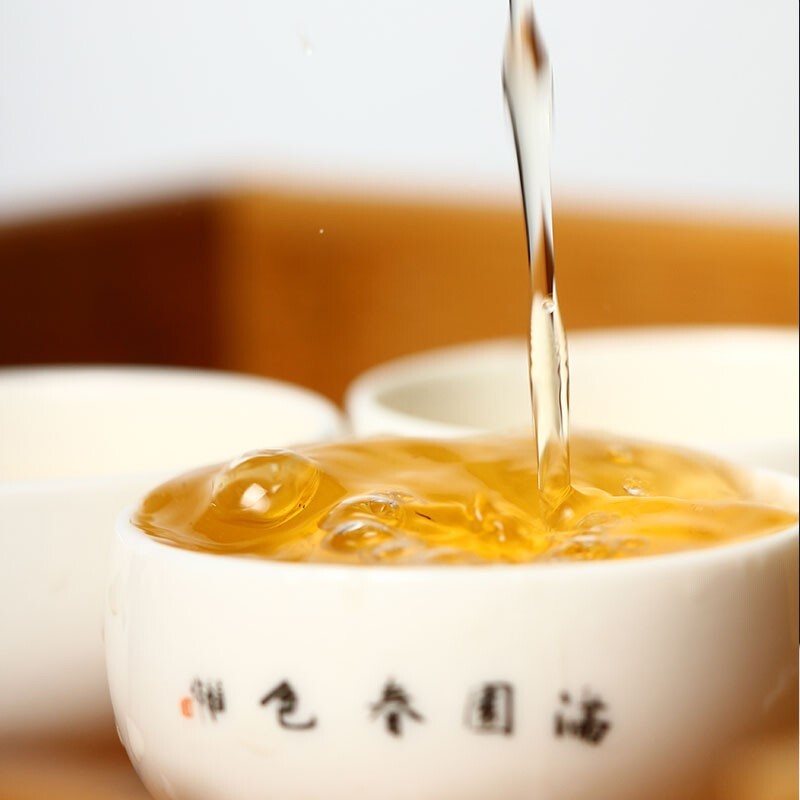 2018 CHINA YUNNAN FEI CUI BAI CAI Pu erh Tea Cake,CHI TSE cha RAW Pu'er tee,357g
