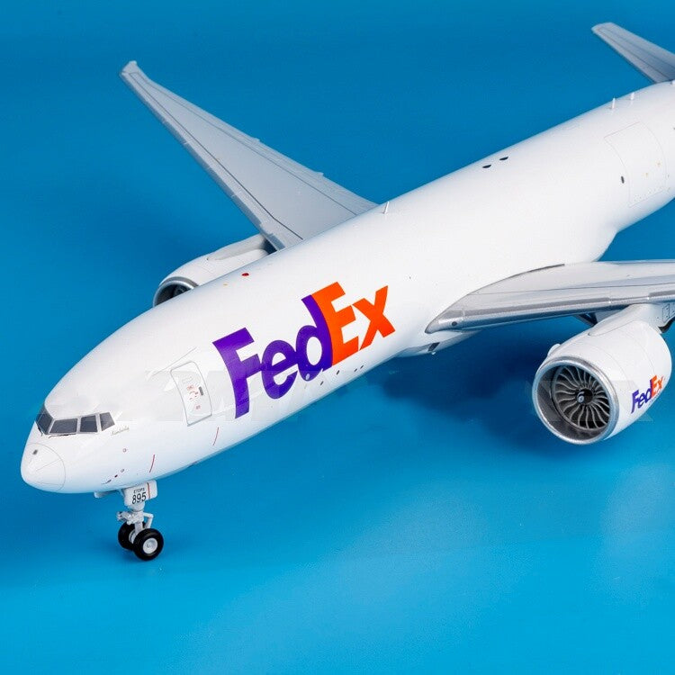1:200 Geminijets FedEx B777-200LRF N895FD Passenger Airplane Diecast Model