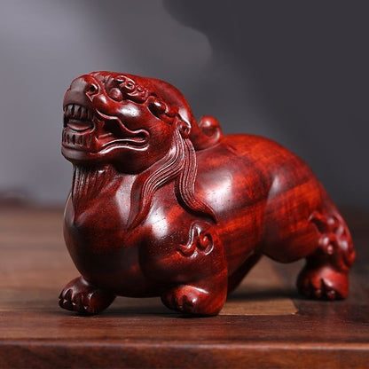 Indian Red Sandalwood Pixiu Hand Piece Wood Carving Craft