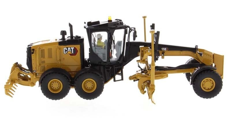 1:50 DM 150 Motor Grader Construction Vehicles Machine Diecast Model Collection