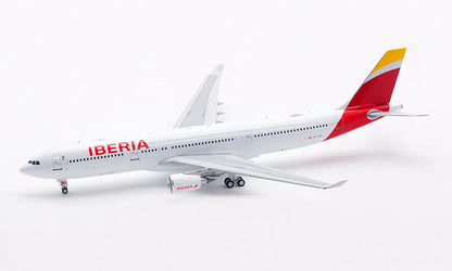 1:200 32CM InFlight IBERIA AIRBUS A330-300 Passenger Airplane Diecast Model