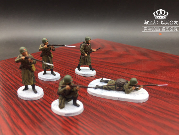 1/72 5Pcs World War II Soviet winter infantry soldier model