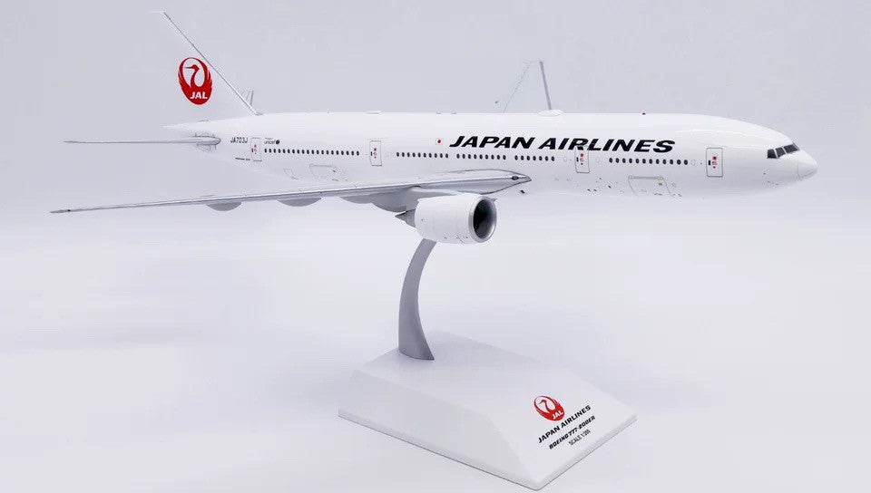 1:200 JC Wings Japan Airlines Boeing 777-200ER Passenger Diecast Airplane Model