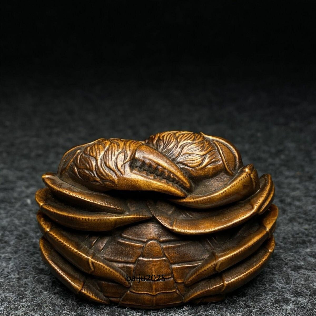 Chinese boxwood hand carved wealth crab Figure statue netsuke old collectable