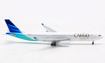 1:400 JC Wings CARGO AIRBUS A330-300 Passenger Airplane Diecast Plane Model