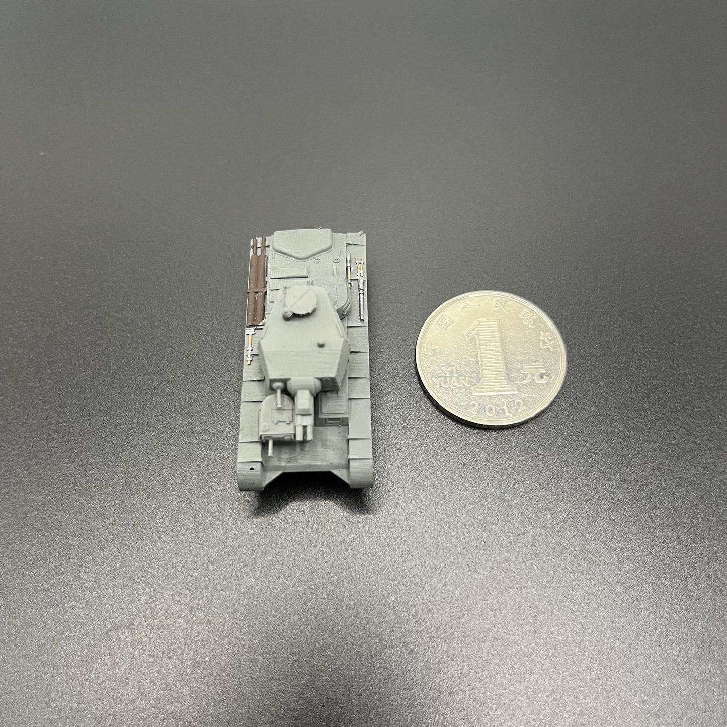 1/144 Neubaufahrzeug Tank Model