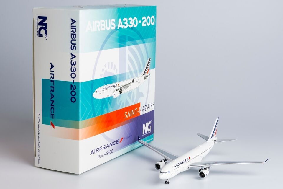 1:400 NG Model AIR FRANCE AIRBUS A330-200 Passenger Plane Diecast Aircraft Model