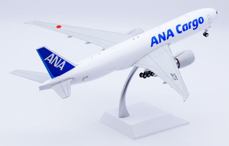 1:200 JC Wings ANA Cargo BOEING B777-200LRF Passenger Airplane Diecast Model