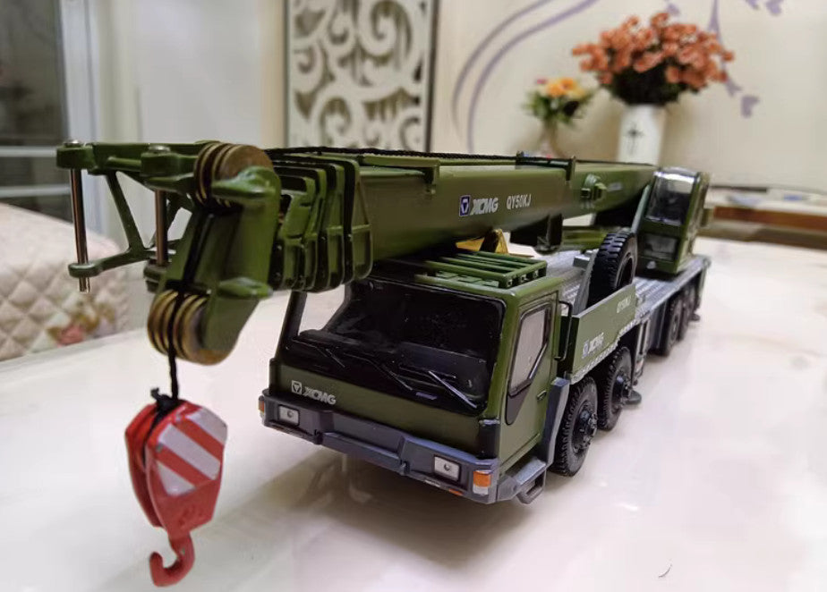 1:50 XCMG QY50KJ Crane Construction Machine Equipment Vehicle Diecast Model