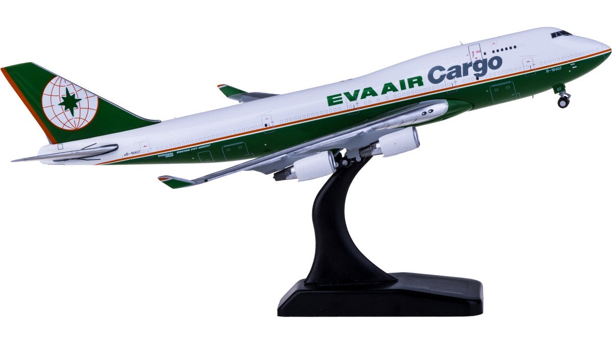 1:400 JC Wings EVA AIR CARGO BOEING 747-400 Passenger Aircraft Diecast Model