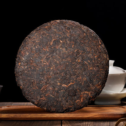 1 piece old Pu'er tea cake Pu'er tea branch tea ancient tree tea tea cake -