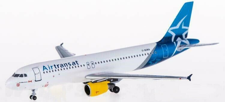 1:400 AeroClassics Air Transat Airbus A320 Passenger Airplane Diecast Model