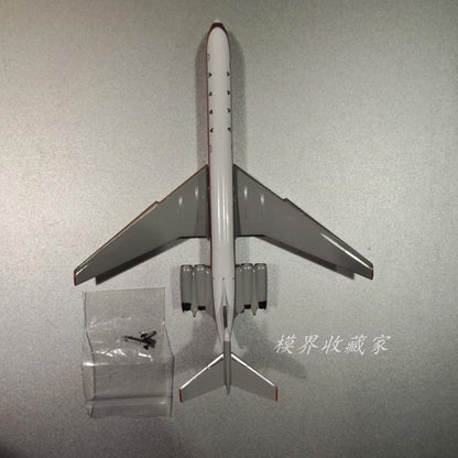 1:400 Phoenix Air Koryo Ilyushin IL-62M Airplane Diecast Aircraft Plane Model