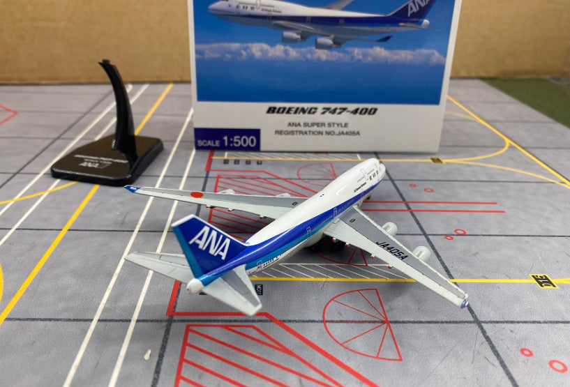 1:500 Hogan ANA BOEING 747-400 Passenger Plane Airplane Diecast Aircraft Model