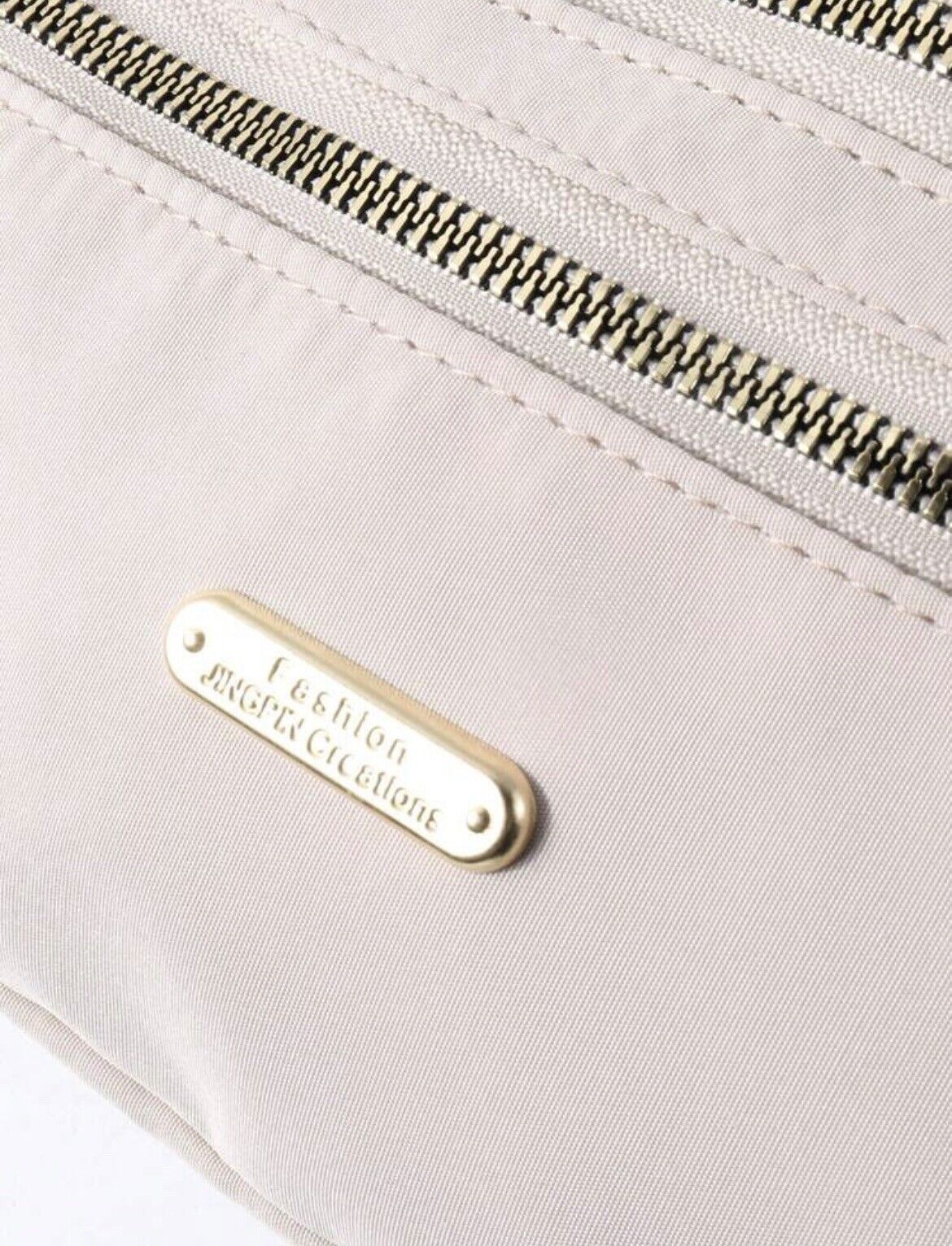 White Fashion Fanny Pack Waist Bag With Gold Lining