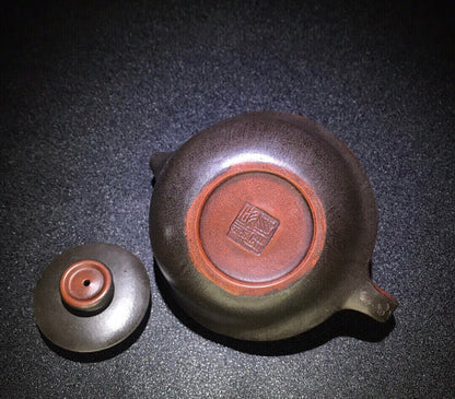 Chinese Yixing Zisha Clay Handmade Exquisite Teapot（波浪鼓 底款：如图）