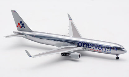 1:200 JC Wings oneworld American Airlines BOEING 767-300ER Plane Diecast Model