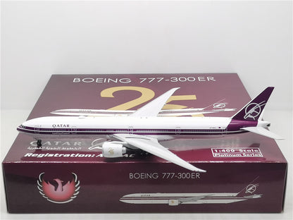 1:400 Phoenix QATAR BOEING B777-300ER Airplane Diecast Aircraft Plane Model