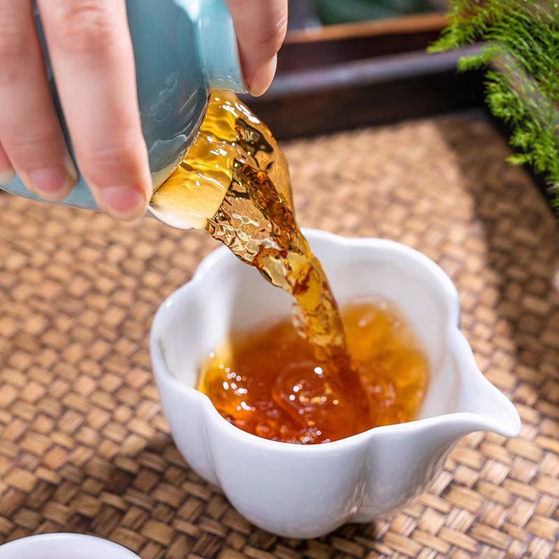Rose Black Tea-Loose Leaf Tea with Natural Rose Petals Floral Aroma&Rich Flavor