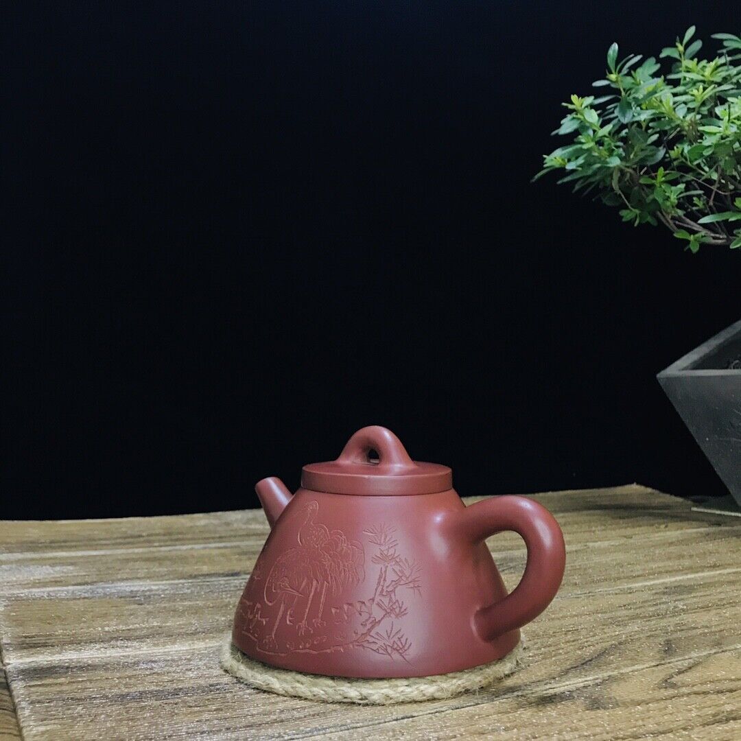 Chinese Yixing Zisha Clay Handmade Exquisite Teapot （霸王石瓢 底款：曼晞陶艺（顾景舟））