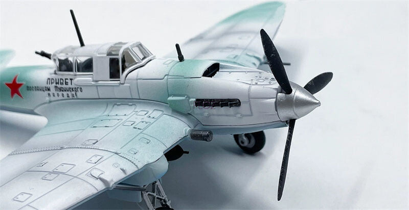 FLOZ Soviet for ILYUSHIN IL-2 Shturmovik 1/72 Aircraft Pre-built Model