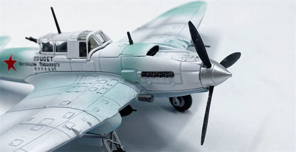 FLOZ Soviet for ILYUSHIN IL-2 Shturmovik 1/72 Aircraft Pre-built Model