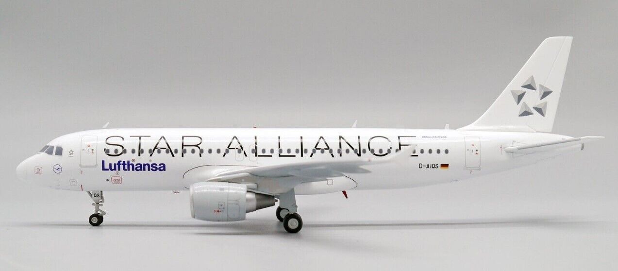 1:200 JC Wings Lufthansa STAR ALLIANCE AIRBUS A320 Passenger Plane Diecast Model