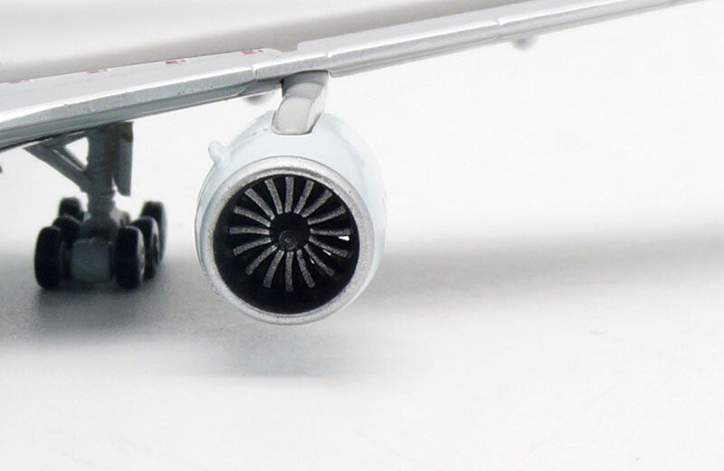 JC Wings CATHAY PACIFIC for Boeing 777-200 B-HND 1/400 DIECAST plane Pre-builded