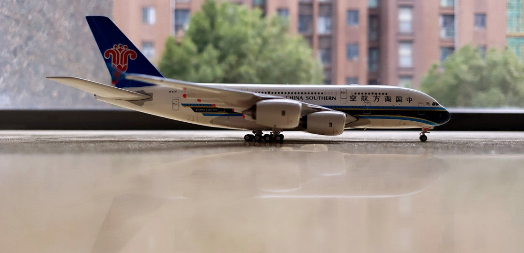 1:400 Phoenix CHINA SOUTHERN AIRBUS A380 Passenger Airplane Diecast Plane Model