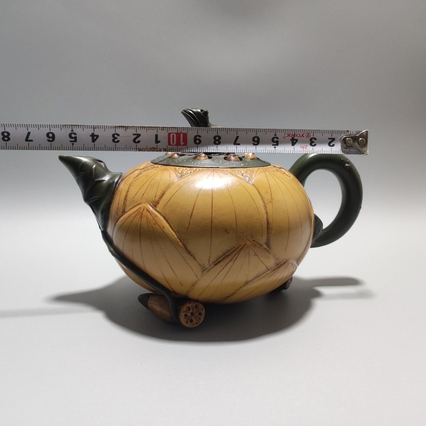 Vintage Chinese Yixing Purple Clay Teapot Zisha Ceremony Frog Lotus Seed Teaware