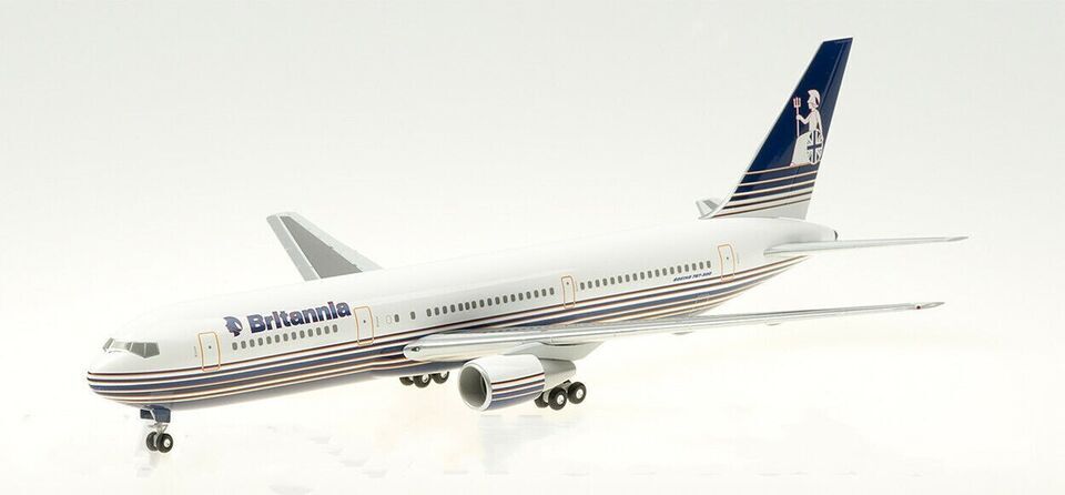 1:200 28CM Hogan Britannia BOEING 767-300ER Passenger Airplane ABS Plastic Model