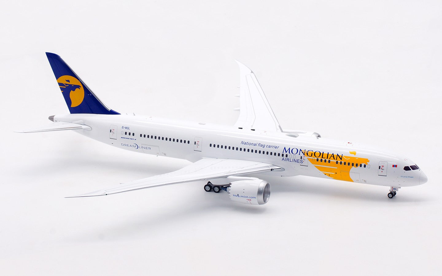 1:200 InFlight Mongolian B787-9 Passenger Airplane Diecast Aircraft Model
