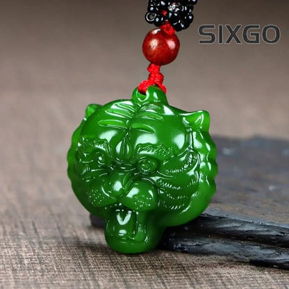 Natural Chinese Jade Green Hand Carved Tiger Head Pendant Boutique Jewelry