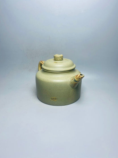 Chinese Yixing Zisha Clay Handmade Exquisite Teapot （绞泥德钟底款：实力派艺人制）