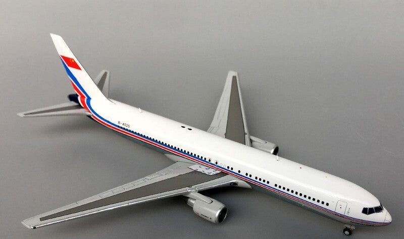 JC Wings China for BOEING 767-300ER President's Plane B-4025 1/400 diecast model