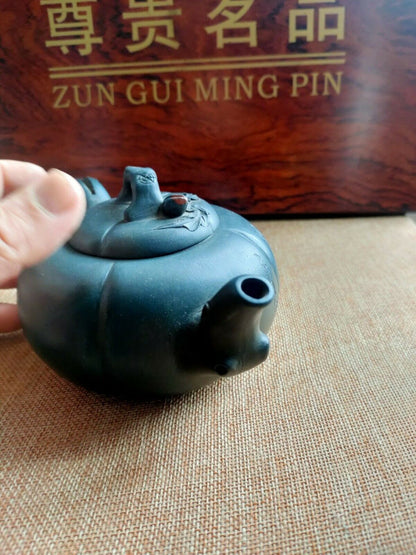 Chinese Yixing Zisha Clay Handmade Exquisite Teapo