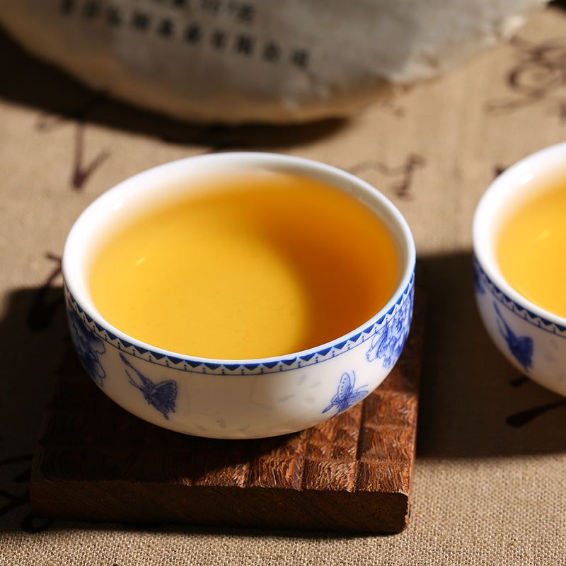 Pu Erh Tea Cake Yunnan Menghai Aged Raw Pu erh Natural Tea 357g