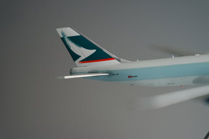 1:400 YY Wings CATHAY PACIFIC CARGO BOEING B747-8F Aircraft Diecast Plane Model