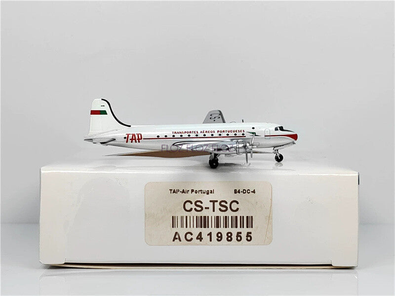 AeroClassics TAP Air Portugal DC-4 CS-TSC 1:400 Aircraft Pre-built Model