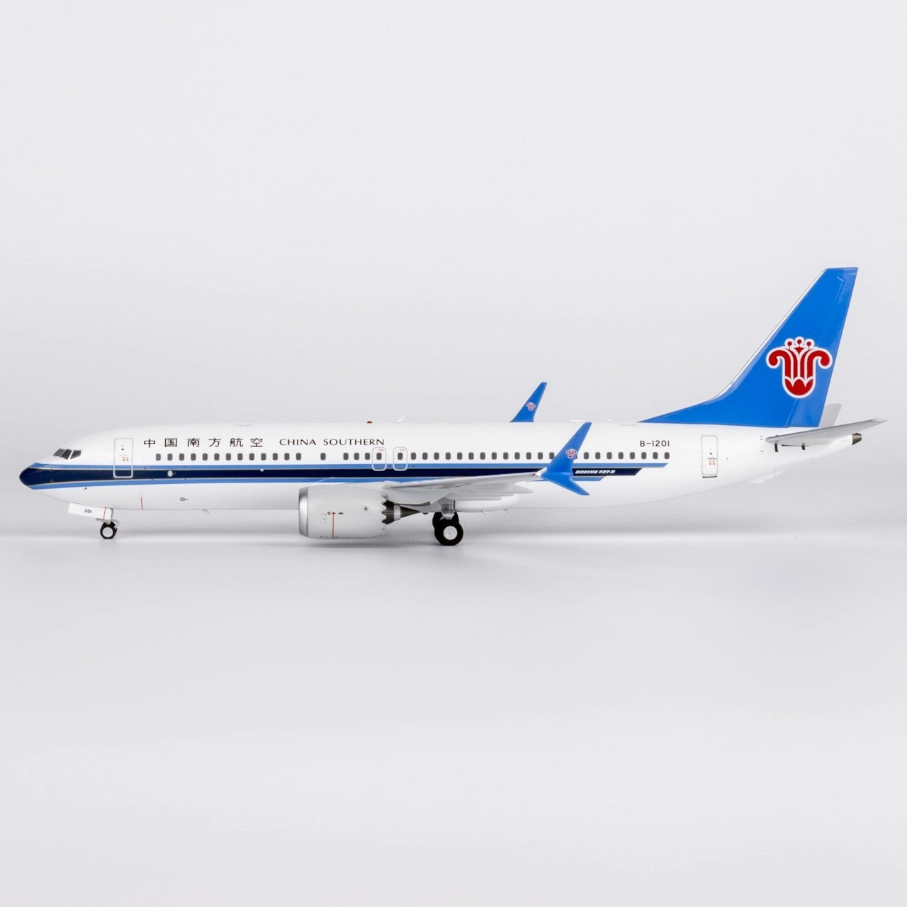 1:200 NGmodels China Southern Boeing 737 MAX 8 Passenger Diecast Airplane Model