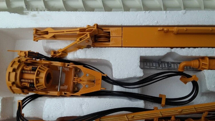 1:50 Bauer BG 40 Sob Equipment Drilling Rig Construction Machine Diecast Model