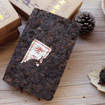 LAO CHA TOU ZHUAN * 2019 Qian Shan Ye Yunan Puer Tea Pu'er Tea Brick 250g Ripe