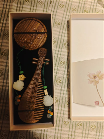 Sandalwood Gufeng Pipa Comb Mirror Set Chinese Style Gift Box Wooden Comb Set