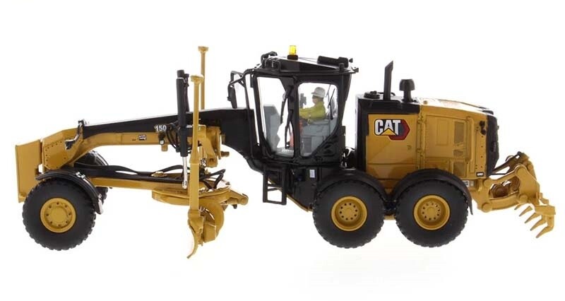 1:50 DM 150 Motor Grader Construction Vehicles Machine Diecast Model Collection