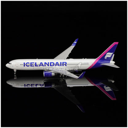 1:400 Phoenix ICELANDAIR BOEING 767-300ER Passenger Plane Diecast Aircraft Model