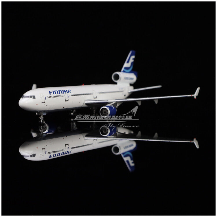 1:400 Phoenix FINNAIR McDonnell Douglas MD-11 Airplane Diecast Aircraft Model
