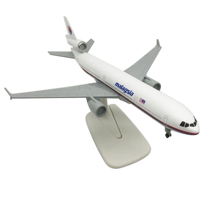 1:400 Malaysia MD11 MD-11 Airplane Alloy Model Souvenir Static Display Gift B